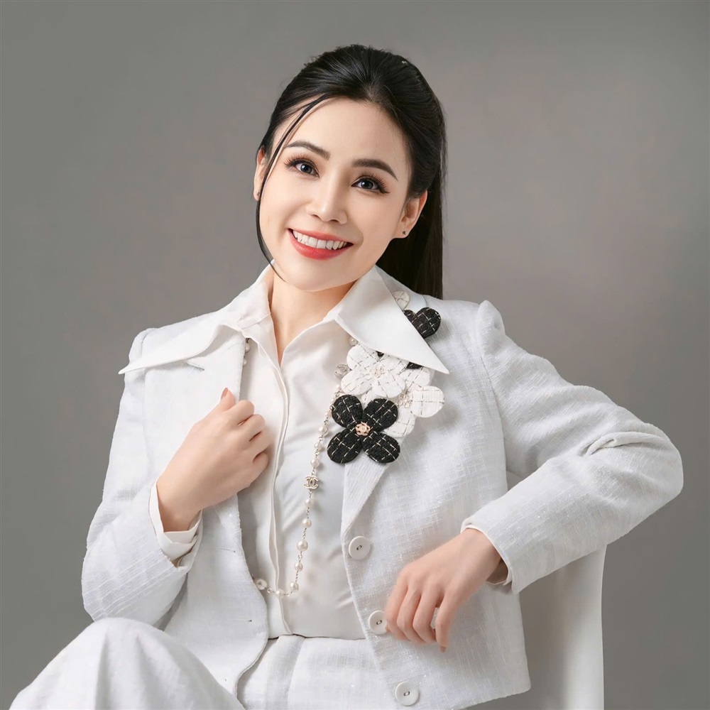 Ms. Phạm Bích Thủy